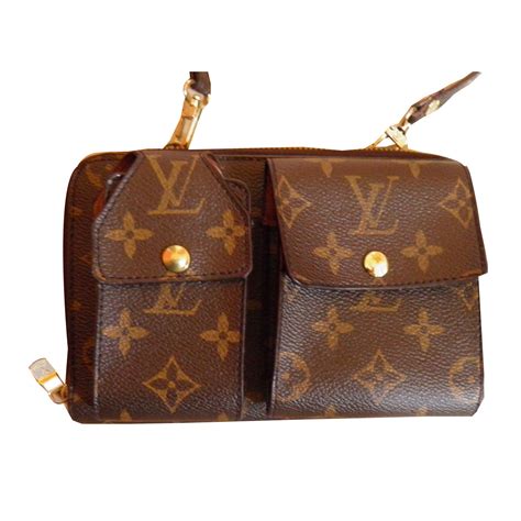 lv wallet men on chain|louis vuitton book chain wallet.